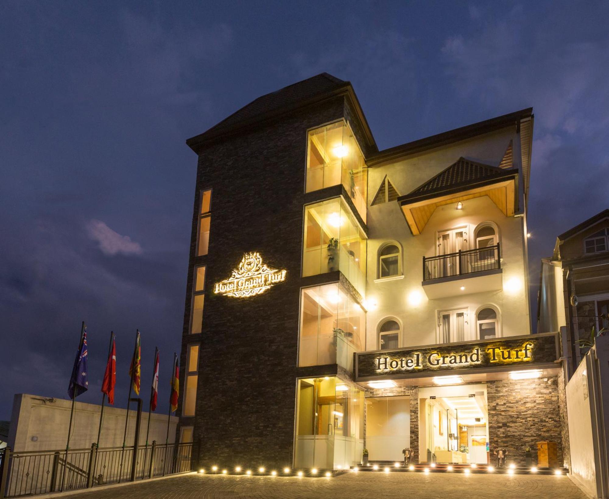 Hotel Grand Turf By Gsp ヌワラ・エリヤ エクステリア 写真