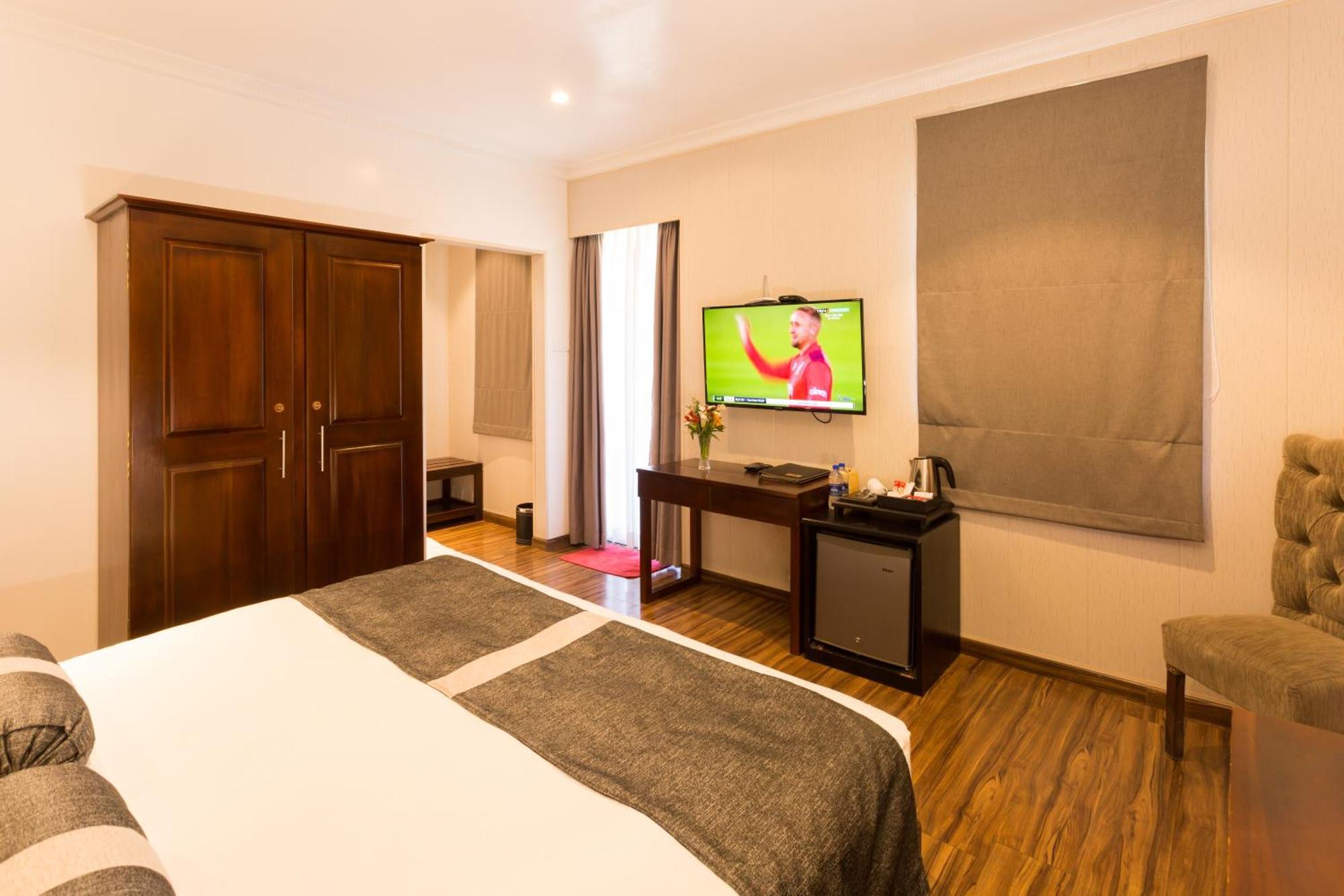 Hotel Grand Turf By Gsp ヌワラ・エリヤ エクステリア 写真