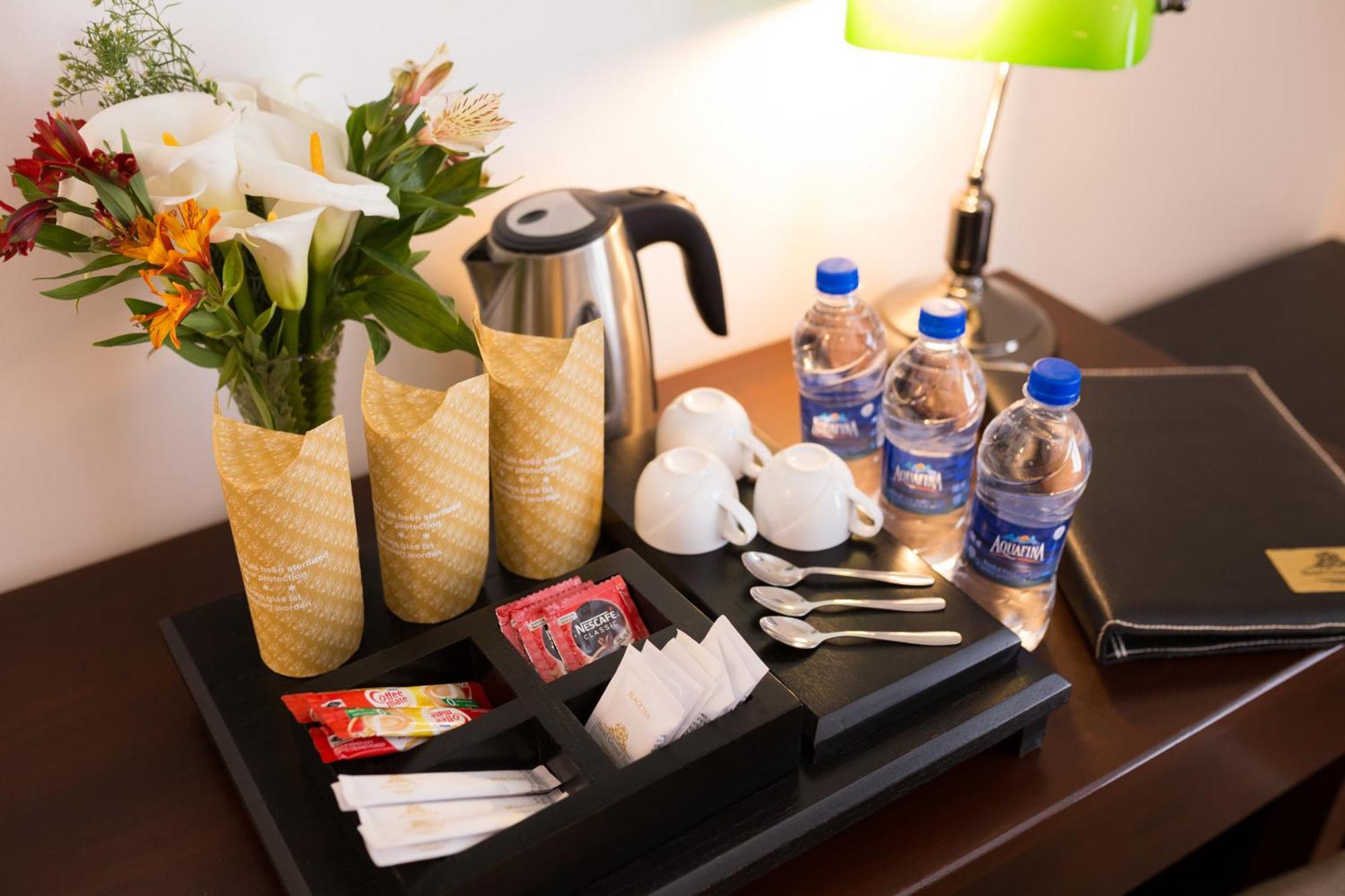 Hotel Grand Turf By Gsp ヌワラ・エリヤ エクステリア 写真